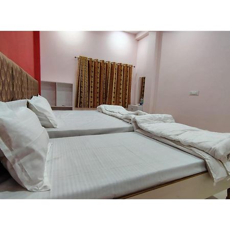 Shree Puram Otel Varanasi Dış mekan fotoğraf