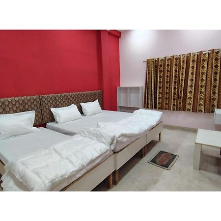 Shree Puram Otel Varanasi Dış mekan fotoğraf